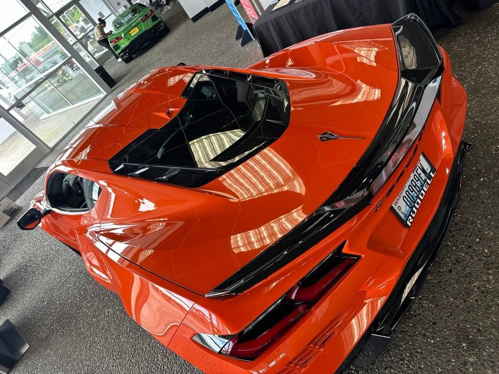 2025 Chevrolet Corvette E-Ray 2LZ
