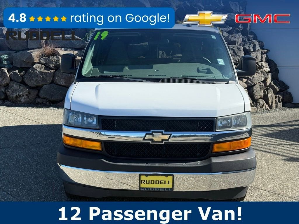 2019 Chevrolet Express Passenger 3500 LT