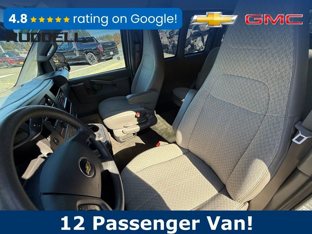 2019 Chevrolet Express Passenger 3500 LT