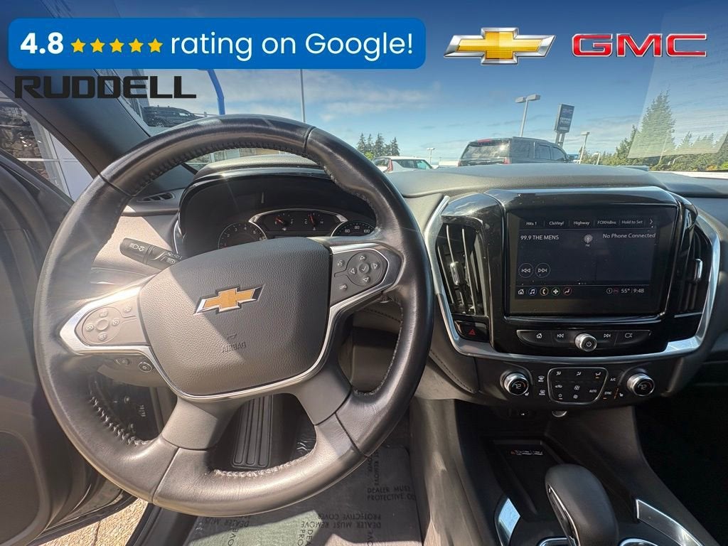 2022 Chevrolet Traverse LT Cloth