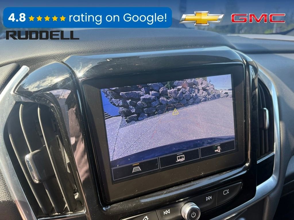 2022 Chevrolet Traverse LT Cloth