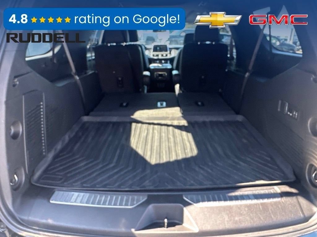 2024 Chevrolet Suburban RST