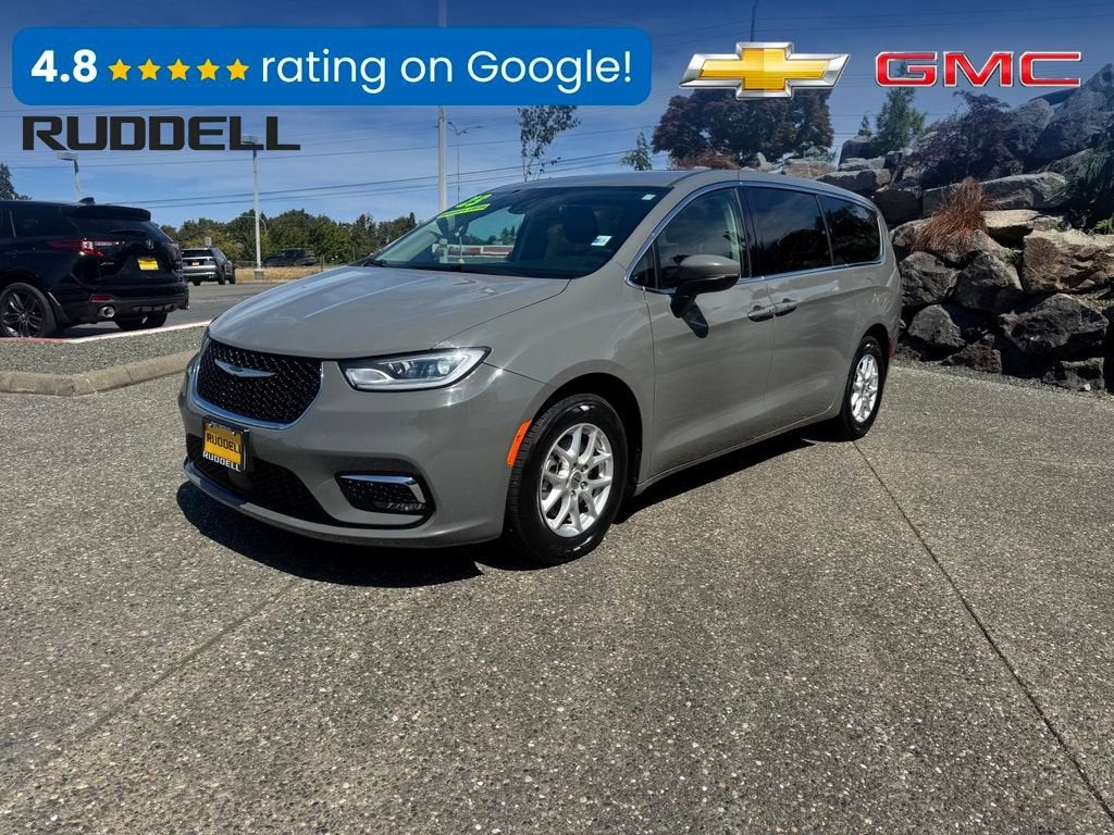 2023 Chrysler Pacifica Touring L