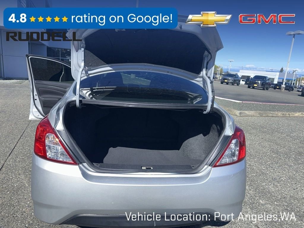 2018 Nissan Versa Sedan SV