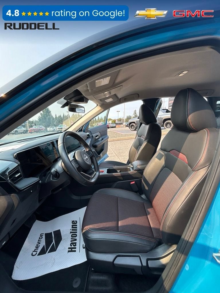 2025 Nissan Kicks SR