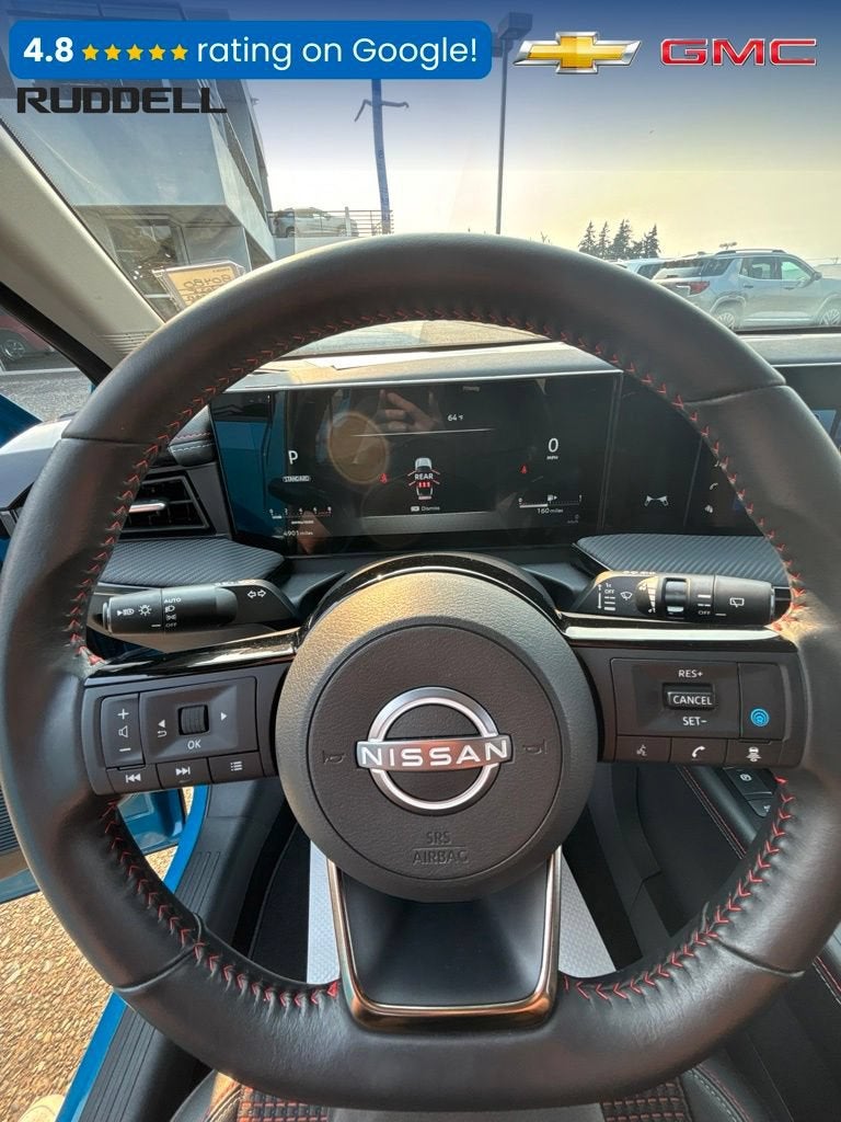 2025 Nissan Kicks SR