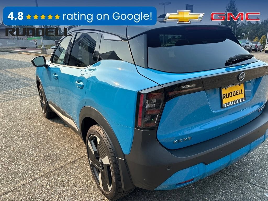 2025 Nissan Kicks SR