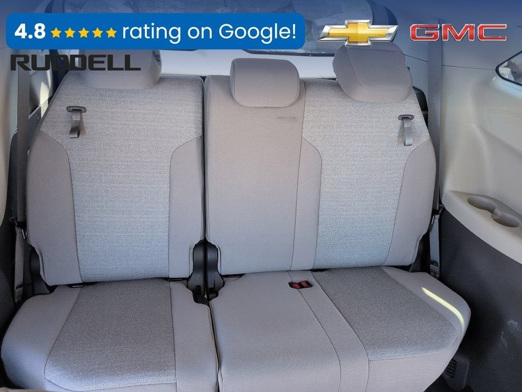2023 Toyota Sienna LE