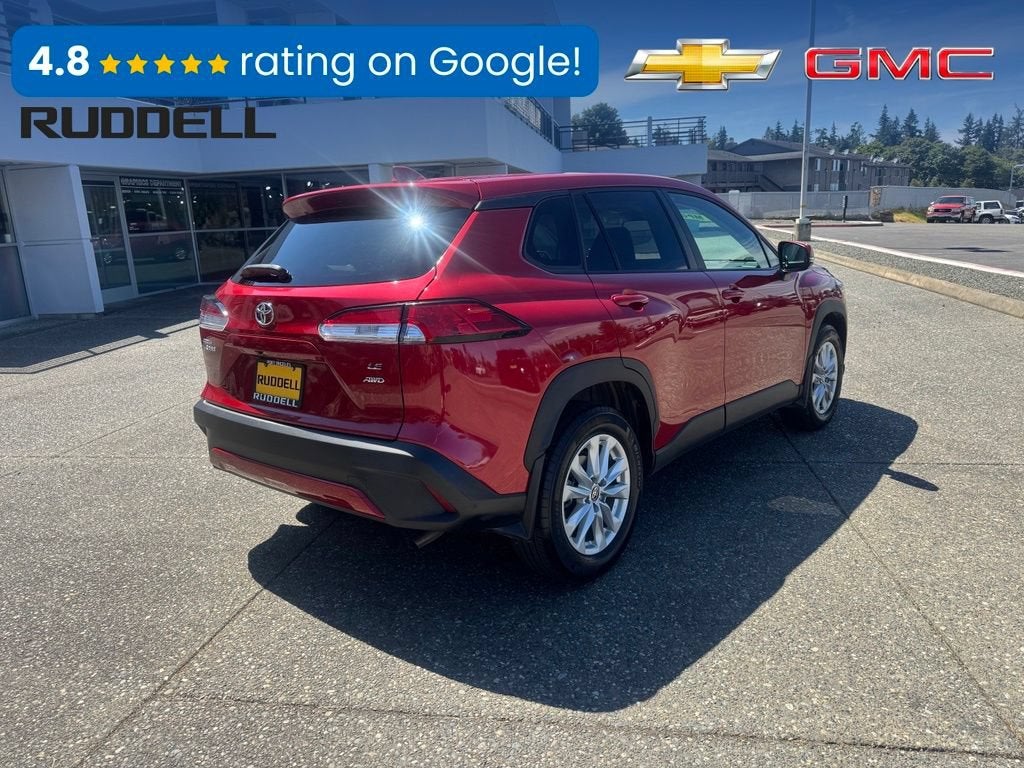 2024 Toyota Corolla Cross LE
