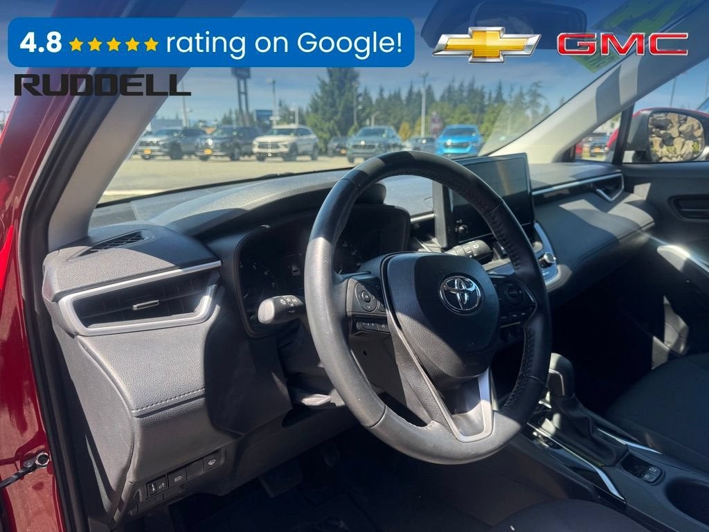 2024 Toyota Corolla Cross LE
