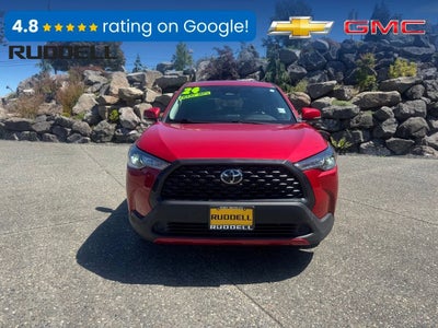 2024 Toyota Corolla Cross LE