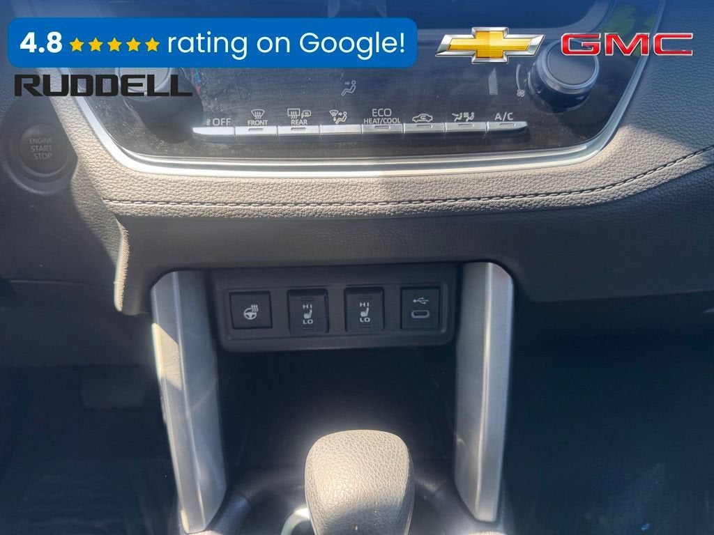 2024 Toyota Corolla Cross LE