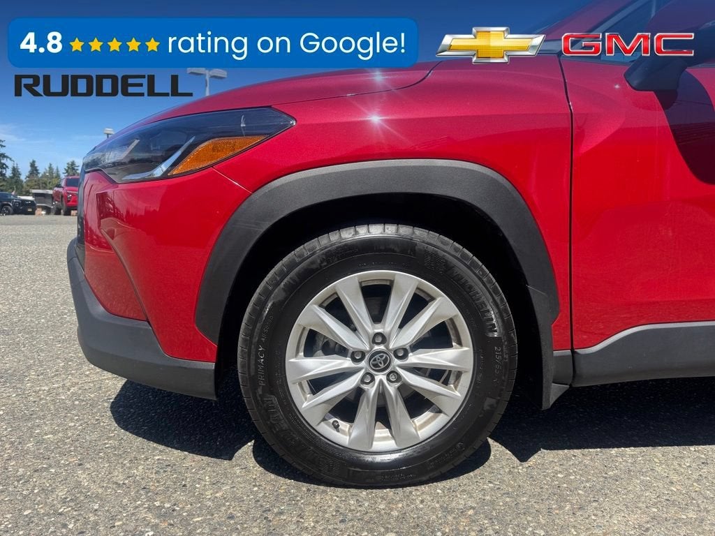 2024 Toyota Corolla Cross LE