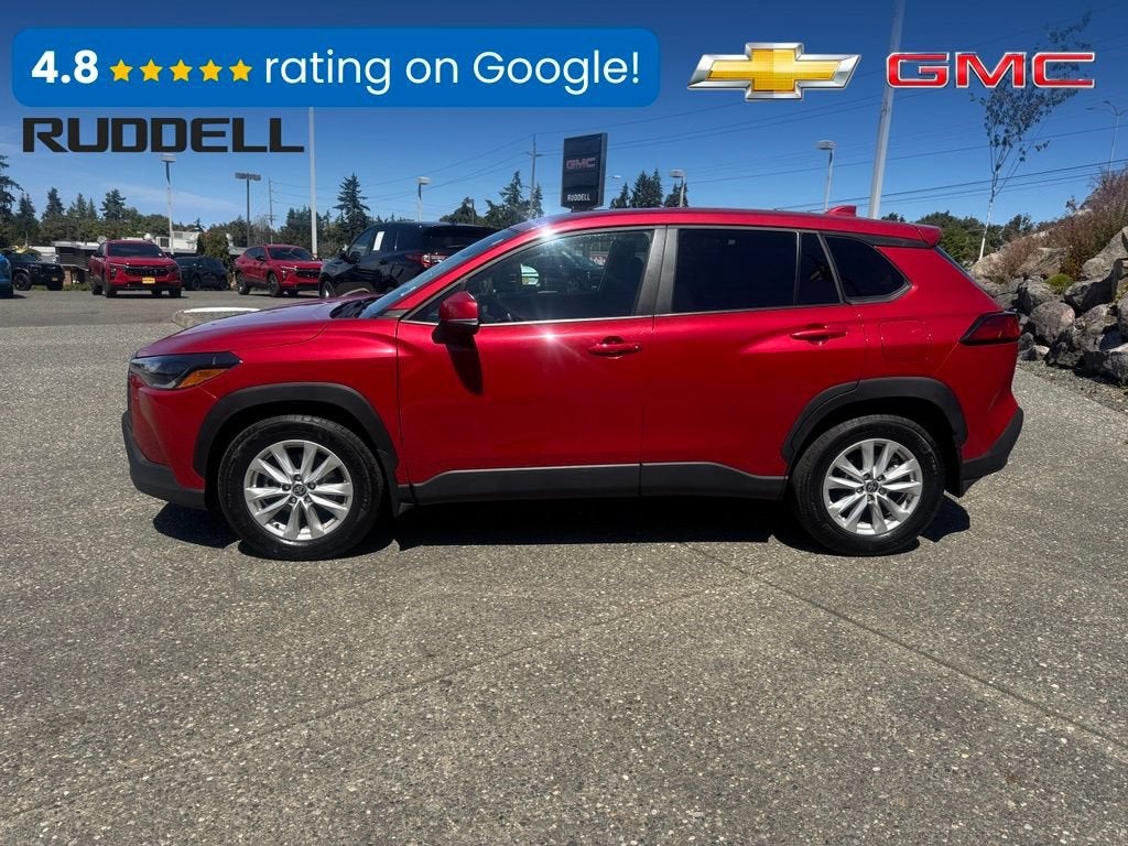 2024 Toyota Corolla Cross LE