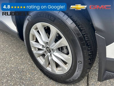 2024 Toyota Corolla Cross LE