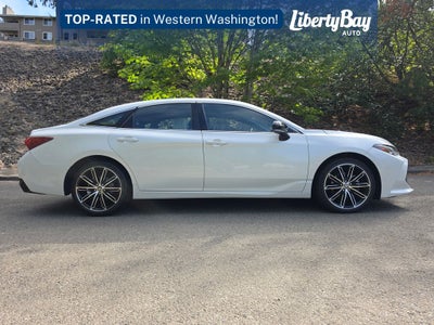 2022 Toyota Avalon Touring
