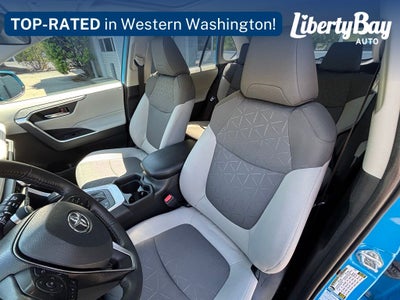 2021 Toyota RAV4 Hybrid XLE