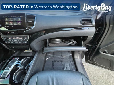 2022 Honda Pilot Touring 8 Passenger