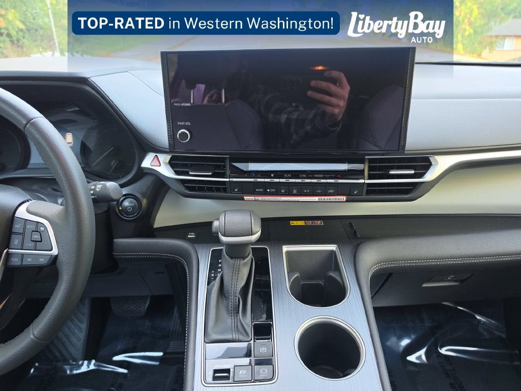 2026 Toyota Sienna XLE 8 Passenger
