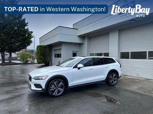 2025 Volvo V60 Cross Country B5 Plus