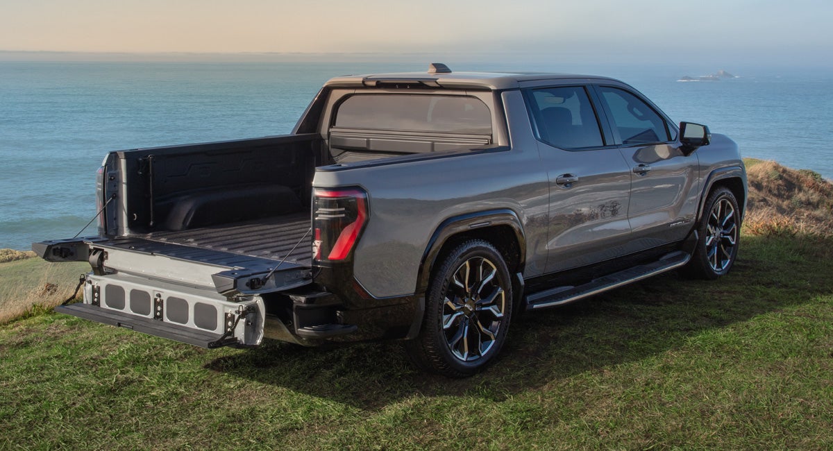 Ruddell Auto GMC in Port Angeles WA